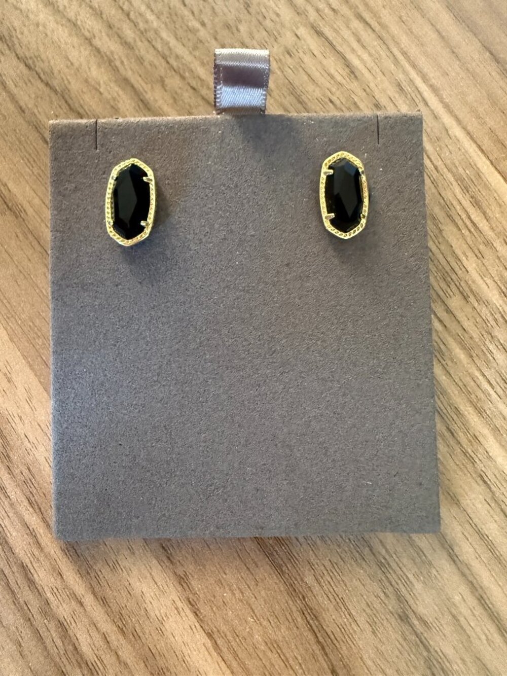 Kendra Scott Ellie Black and Gold Stud Earrings